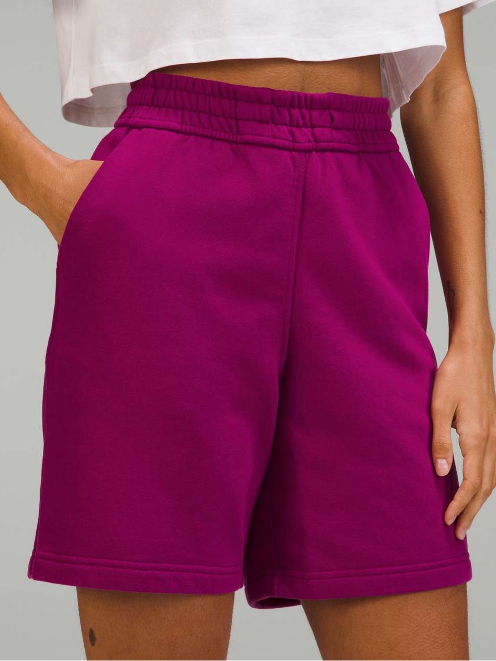 Lululemon loungeful high rise short 7” magenta purple women’s 4 sweat shorts